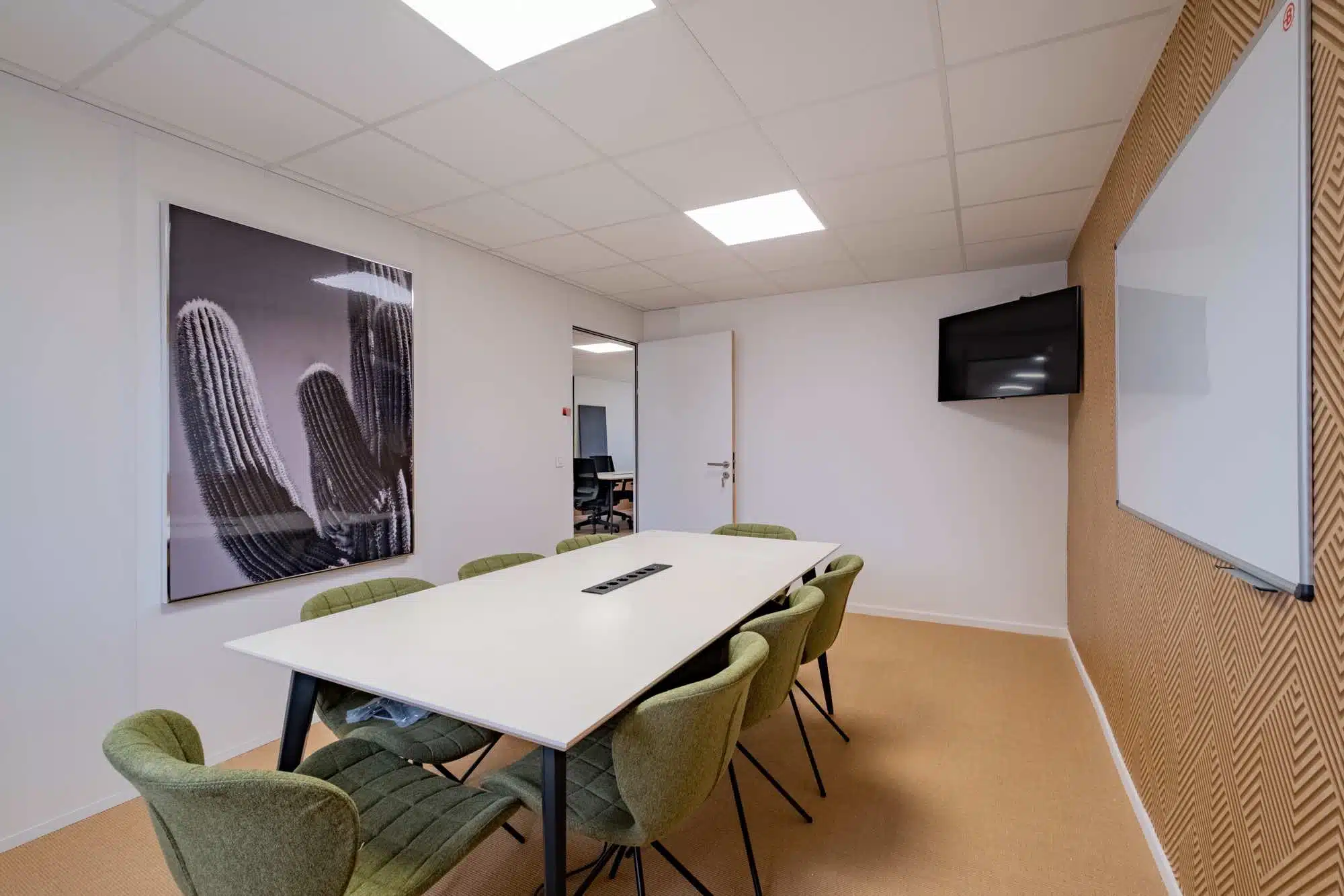 Bureau Opéré - Location bureaux clef en main - 69003 Lyon - Le Phenix - Salle de réunion